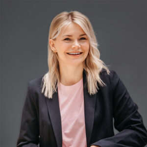 Carmen Holtkamp ES bearbeitet